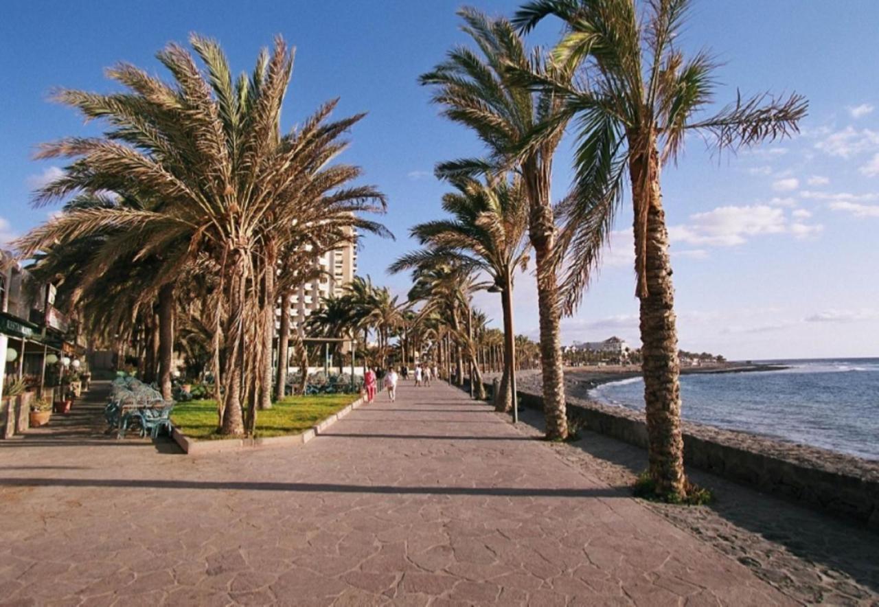 Summer Light In Playa De Las Americas Kültér fotó